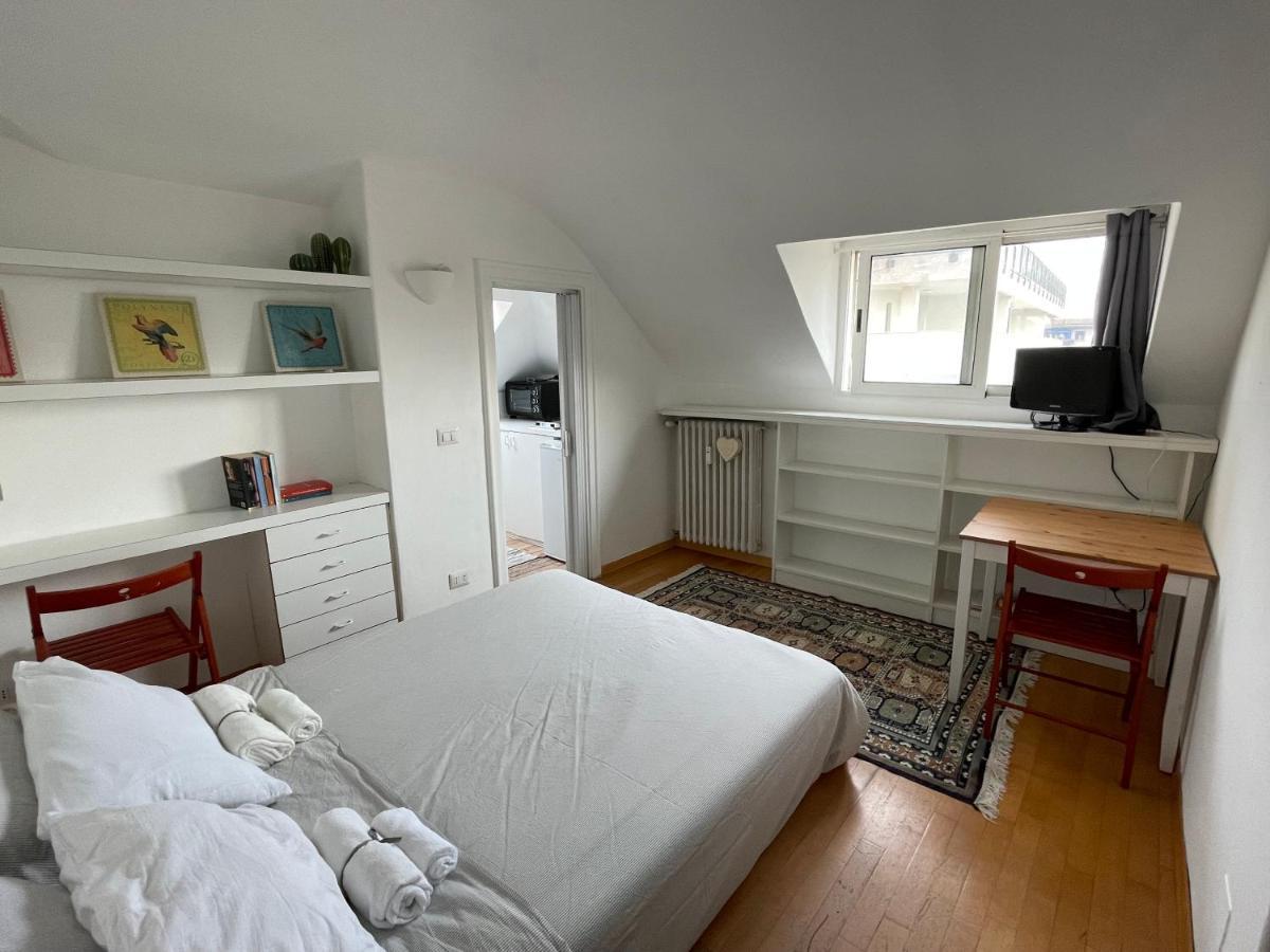 Tortona Tiny Attic Directly Connected To Duomo Apartment Milan Exterior photo